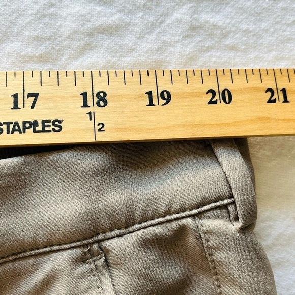 Greg Norman Men's Play Dry 4-Way StretchTech Golf Pants Size 40X30 - Picture 6 of 10